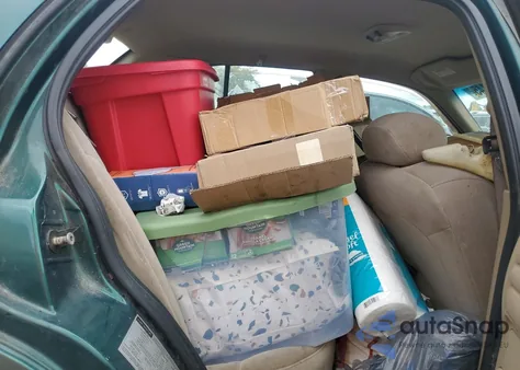 2000 Ford Crown Victoria Police Interceptor from USA, damaged, VIN 2FAFP71W1YX163972